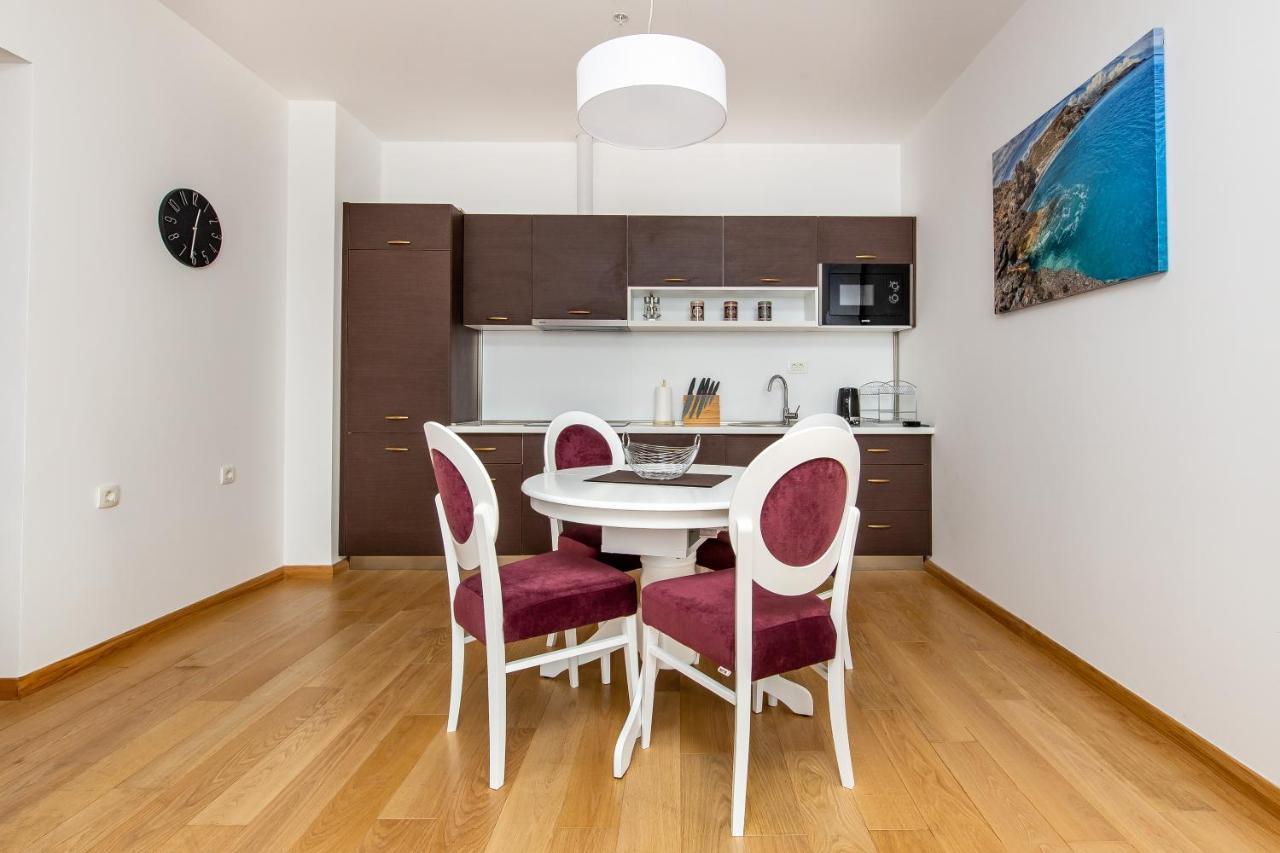 Apartments Lora In Apart-Hotel Budva Extérieur photo