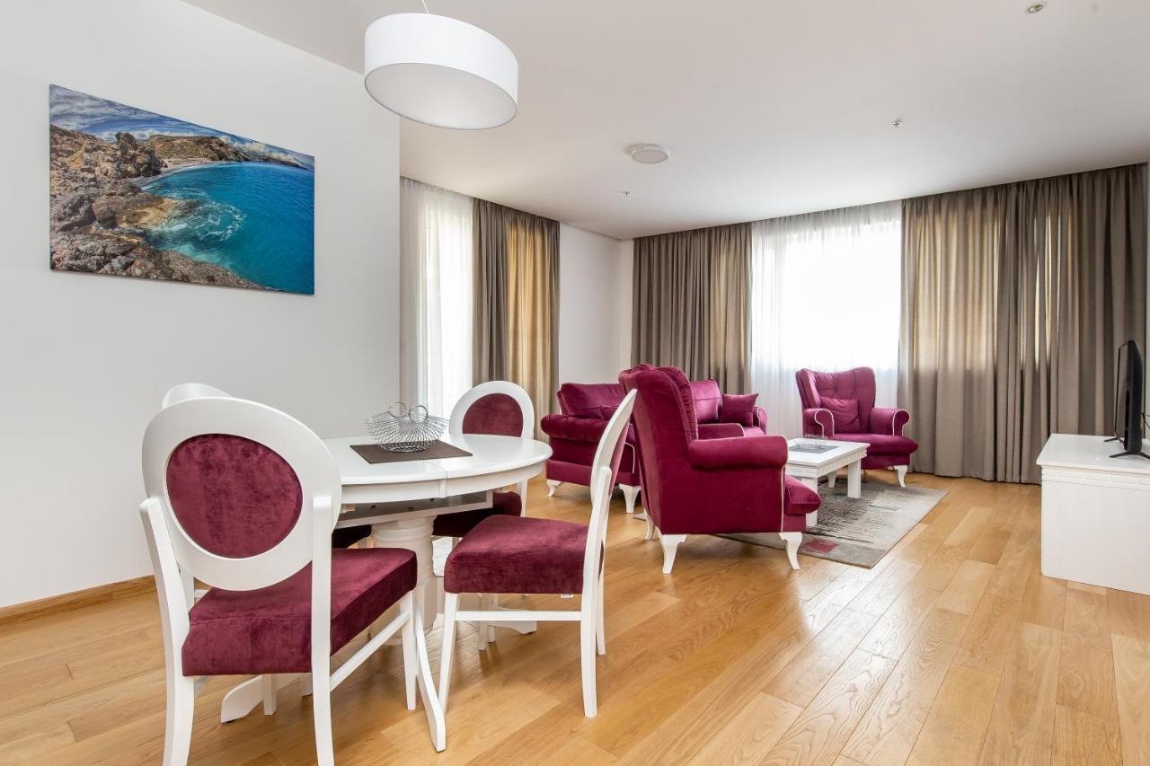 Apartments Lora In Apart-Hotel Budva Extérieur photo