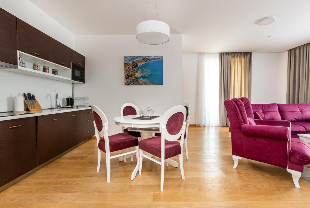Apartments Lora In Apart-Hotel Budva Extérieur photo