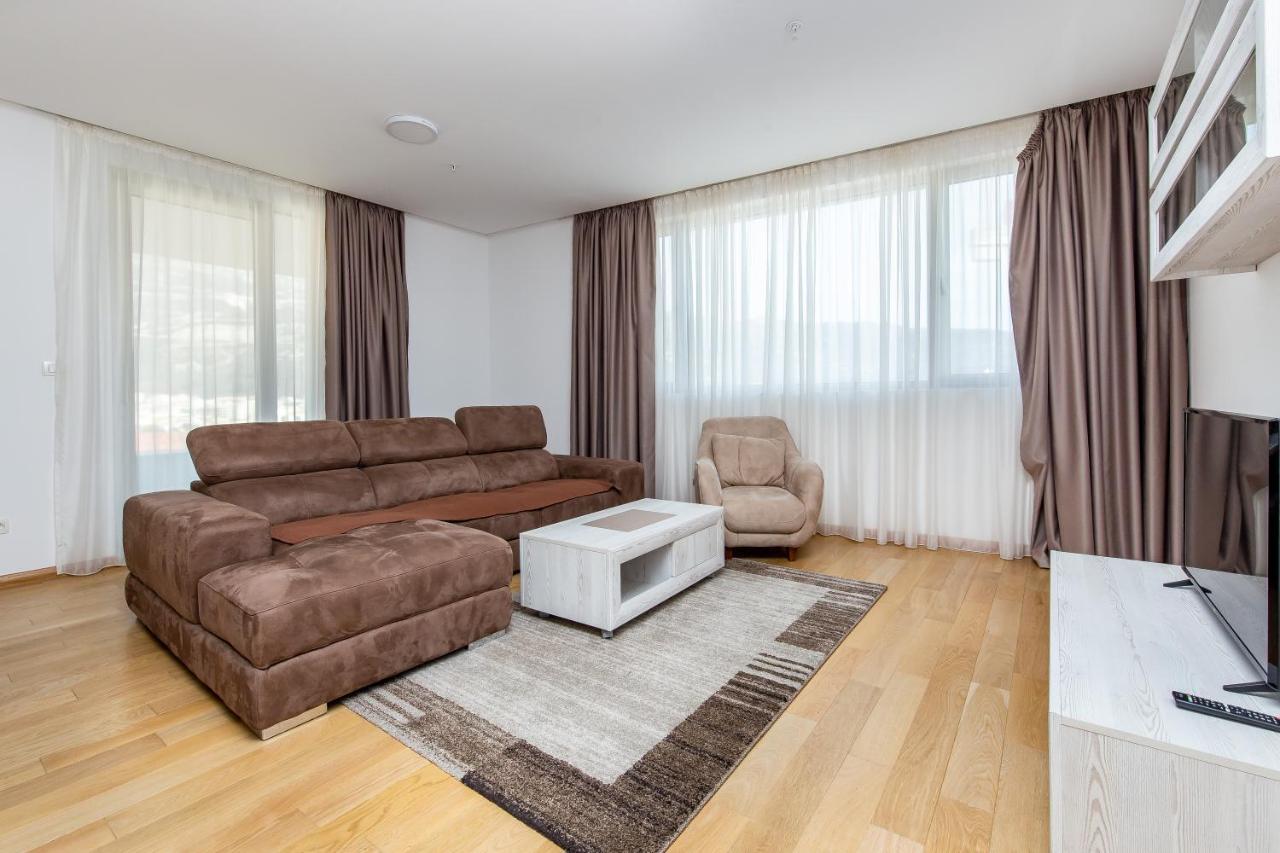Apartments Lora In Apart-Hotel Budva Extérieur photo