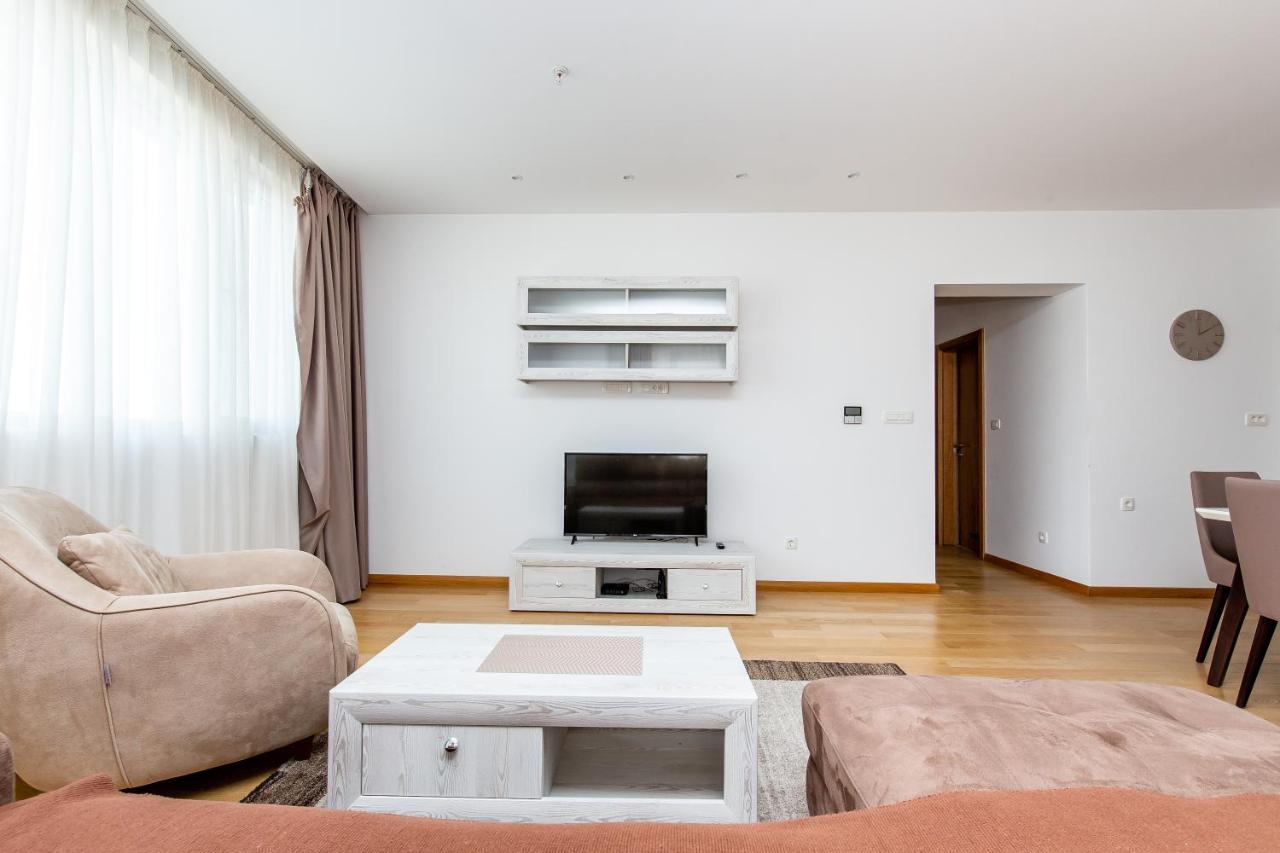 Apartments Lora In Apart-Hotel Budva Extérieur photo