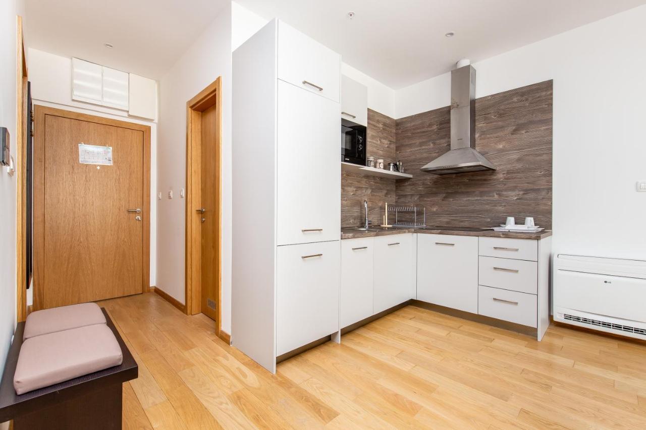 Apartments Lora In Apart-Hotel Budva Extérieur photo
