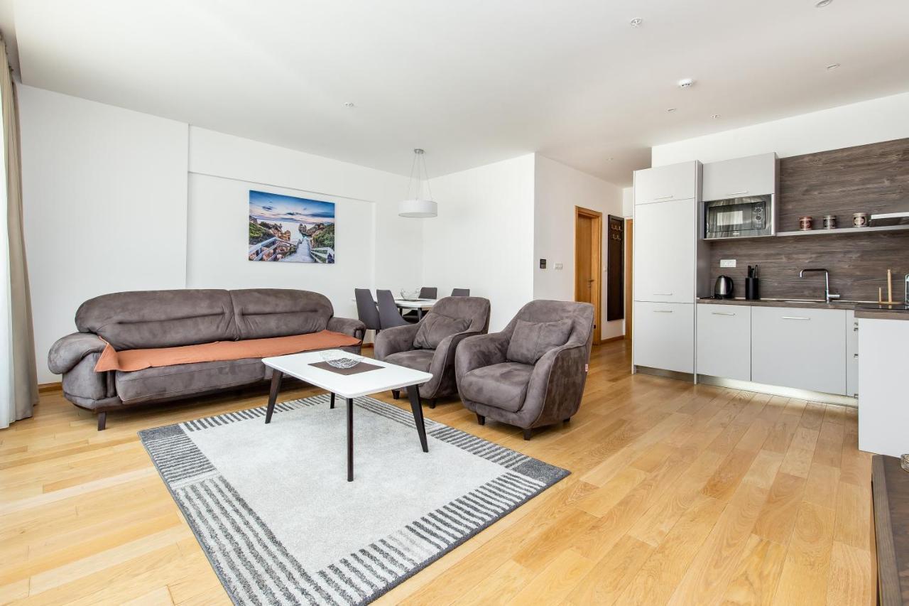 Apartments Lora In Apart-Hotel Budva Extérieur photo