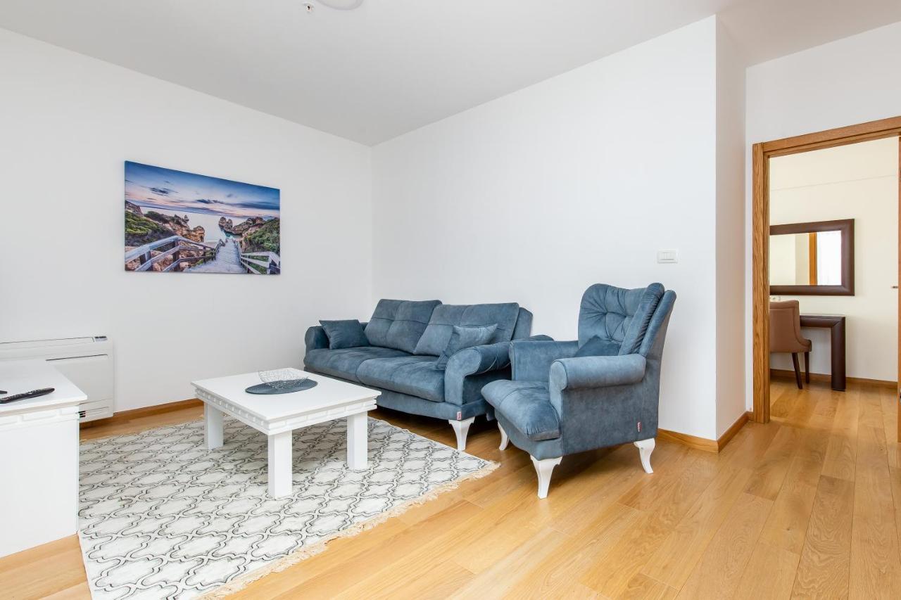 Apartments Lora In Apart-Hotel Budva Extérieur photo