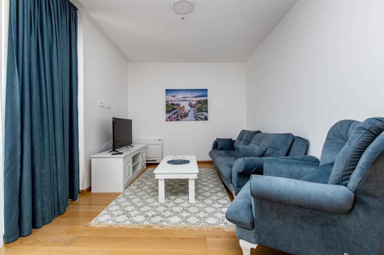 Apartments Lora In Apart-Hotel Budva Extérieur photo